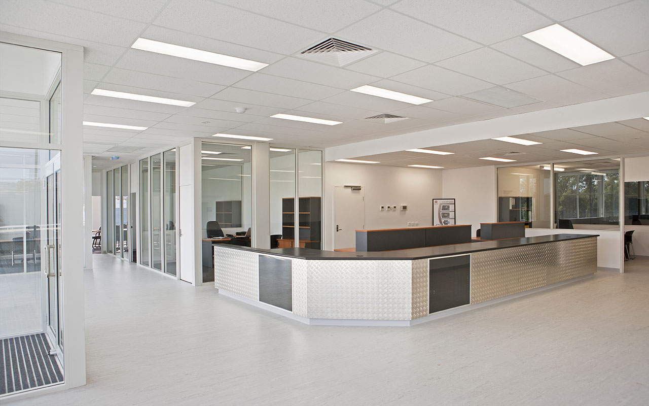 cmv-truck-bus-sales-service-centre-01