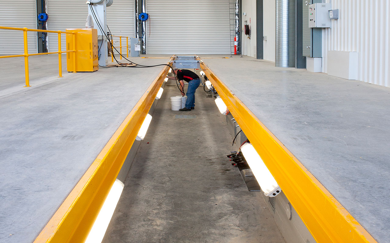cmv-truck-bus-sales-service-centre-02
