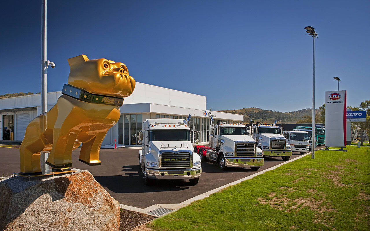 cmv-truck-bus-sales-service-centre-08
