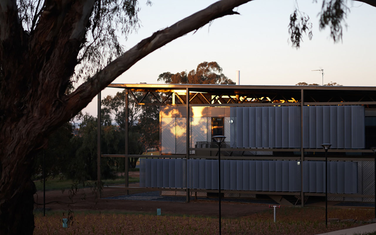 dental school building at CSU Wagga