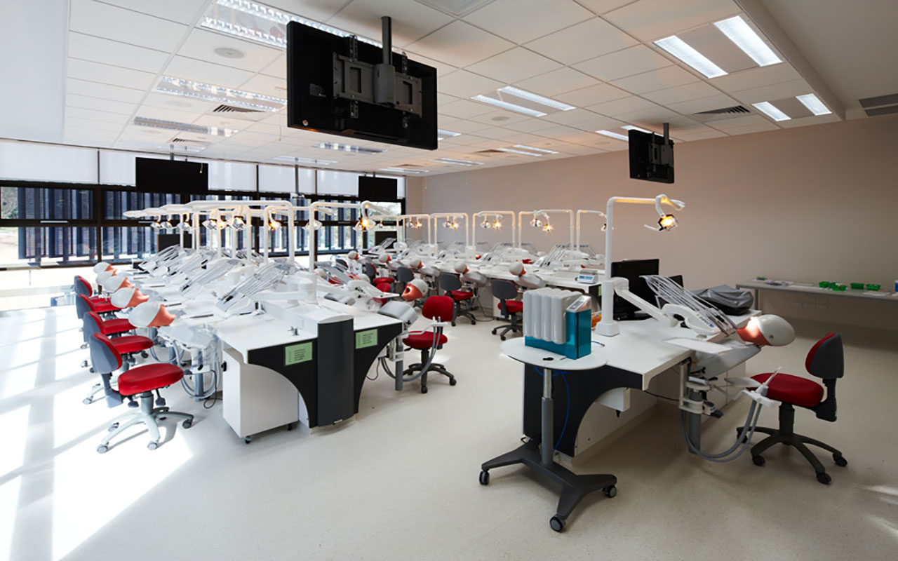 dental school building at CSU Wagga