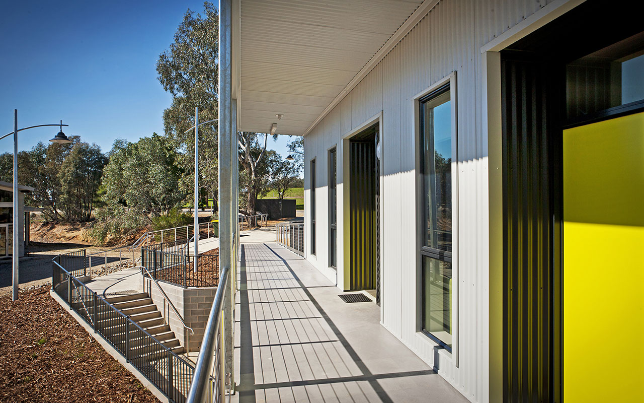csu-student-residence-sports-facility-thurgoona-02