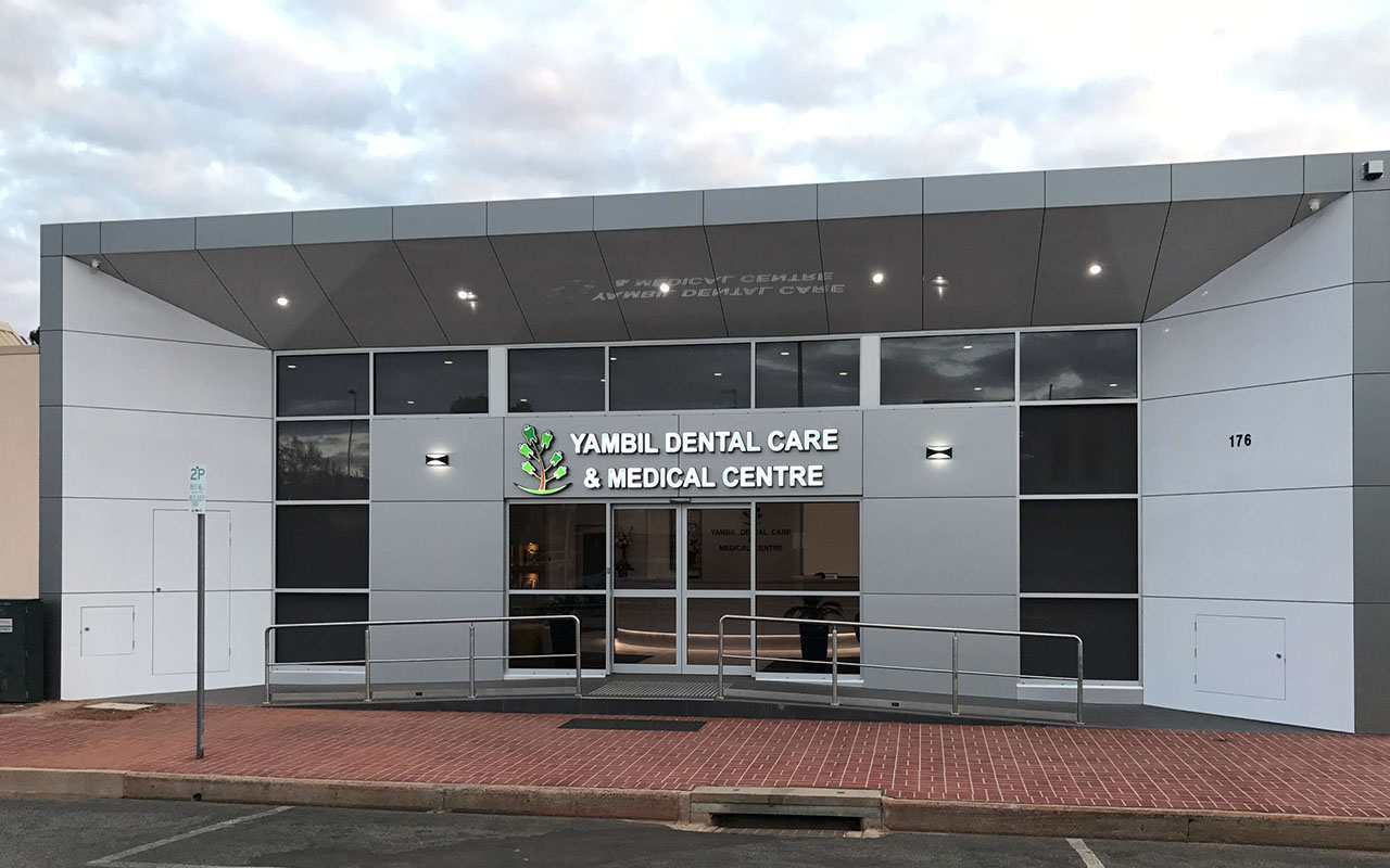 yambil-dental-care-surgery-01
